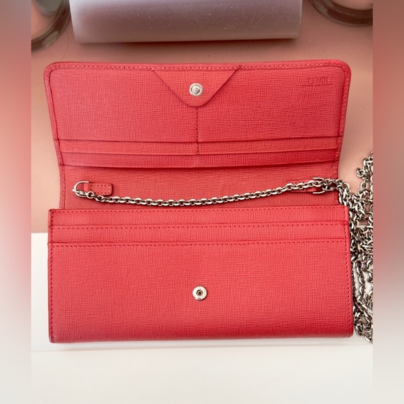 Fendi Chain Wallet WOC - Red - Picture 7 of 14